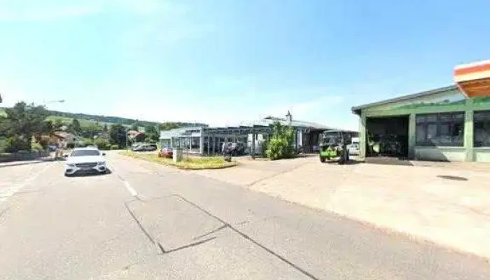 Strebel Traktoren -  Street View 360deg Fotos - Buttwil