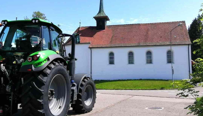 Strebel Traktoren -  Traktor - Buttwil