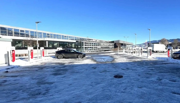 Tesla Supercharger -  Nummer - Bulle