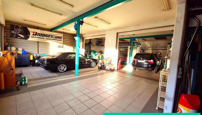 Turm Garage Marco Cocquio -  Vom Inhaber - Liestal