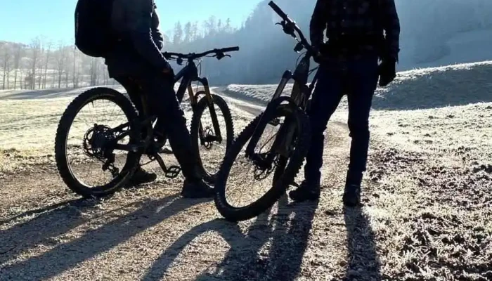 Velo -  Land Muttenz Alle - Muttenz