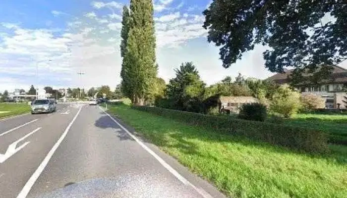 Vente Achat Voiture Occasion Vaud -    Fribourg Street View 360deg Fotos - Avenches