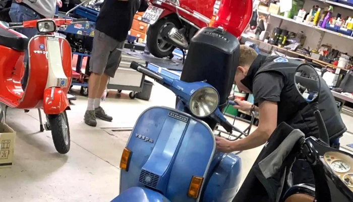 Vespa -  Centrale Basel Motorradhandler - Basel
