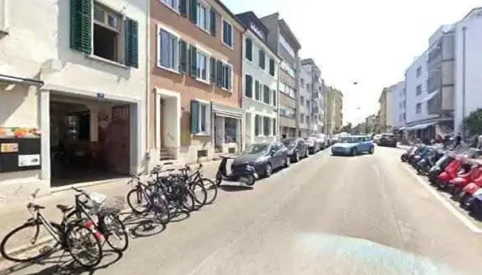 Vespa -  Centrale Basel Street View 360deg Fotos - Basel