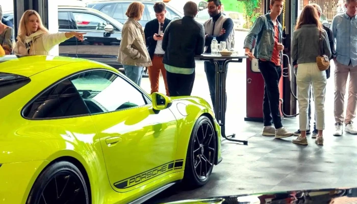 Vibes Automobile Ag -  Telefon - Tecknau