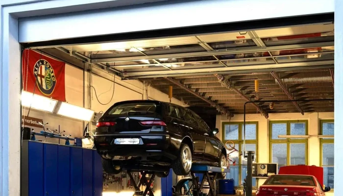 Weibel Autowerkstatt -  Aussenbereich - Umiken