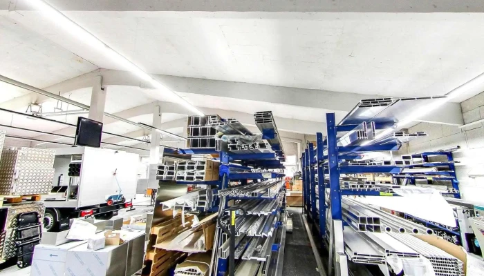Wenger Carrosseriefahrzeugbau Street View 360deg Fotos - Basel